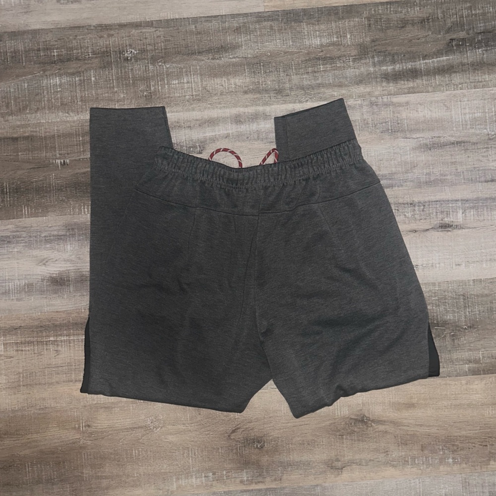 Nike Dri-Fit Iowa State Gray Joggers - Picture 3 of 3